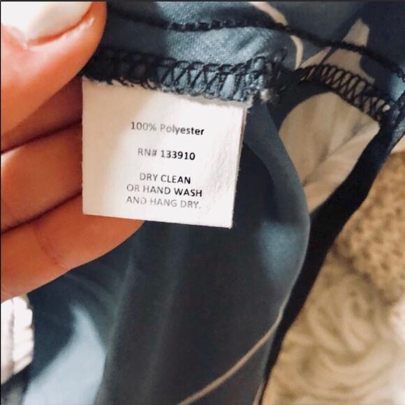 SMYM MuMu Mock Neck Casey Collar Top Black White Floral Swing Tank Blouse L - Picture 9 of 9